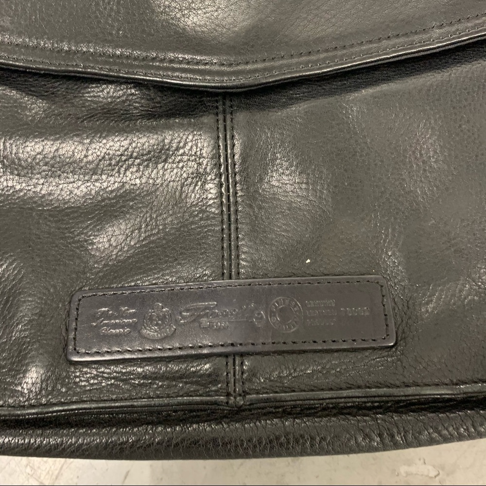 Designer purses bundle - Picture 2 of 9